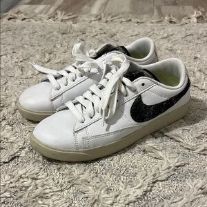 Nike Classic White and Black Low-Top Sneakers